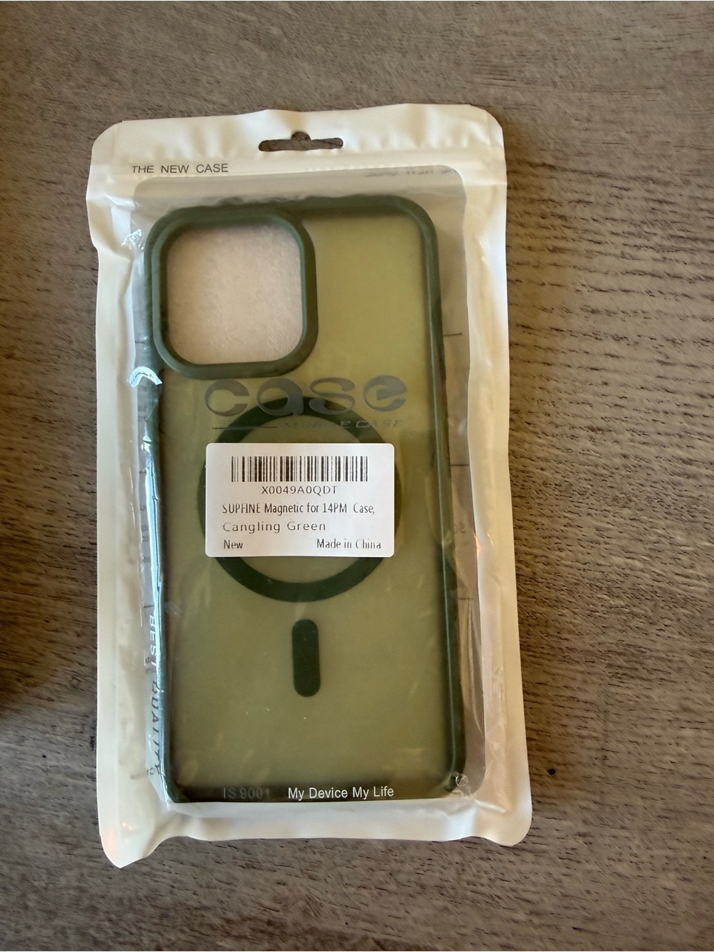 Green Magnetic Phone Case for 14 Pro Max Compatible Protective Cover